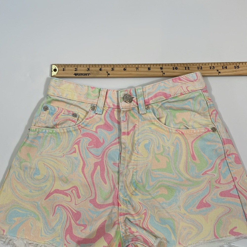 Zara Jean Shorts Size 2 NWOT Colorful Swirl Print Denim High Rise - Picture 6 of 11